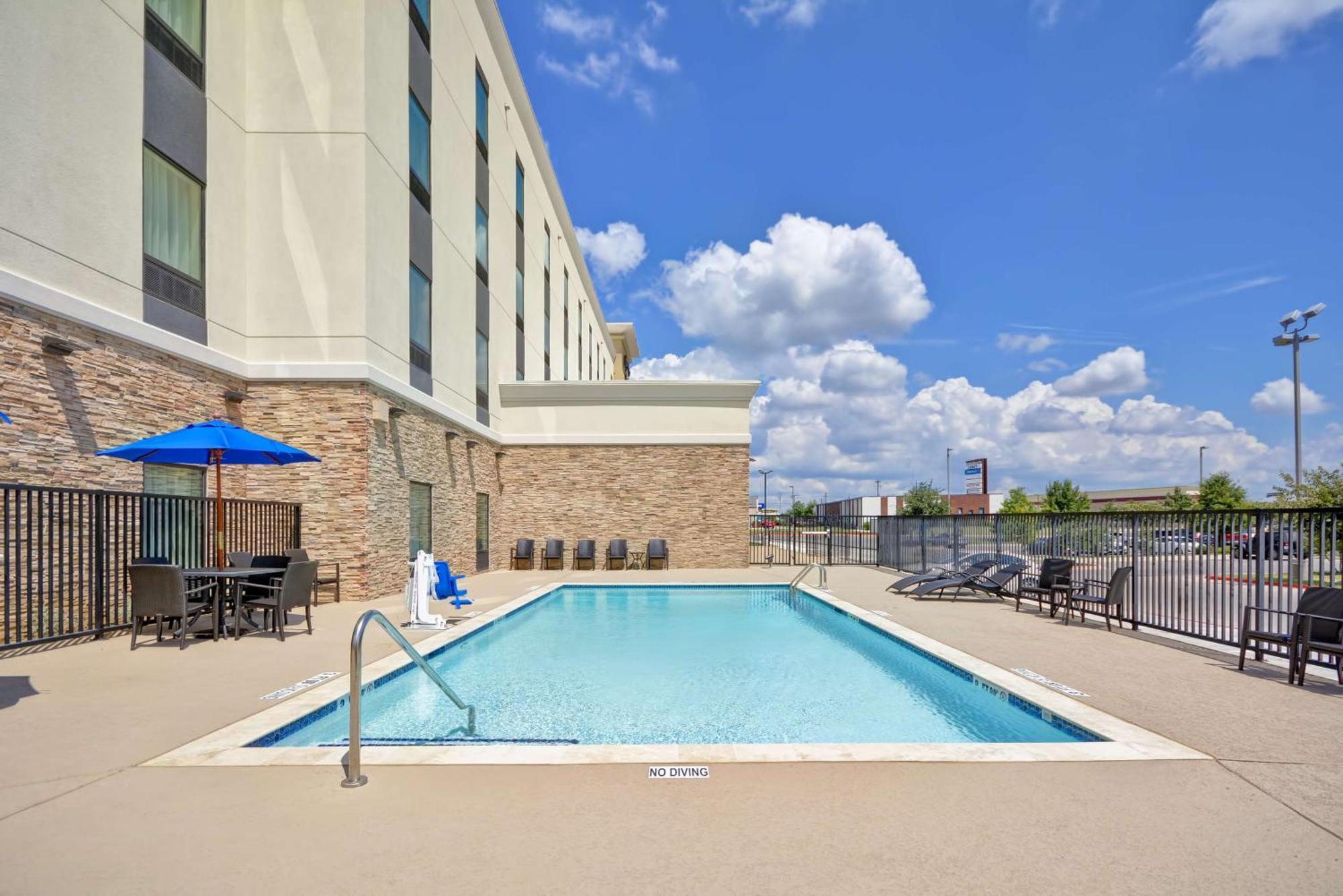 Hampton Inn Kyle Exteriör bild